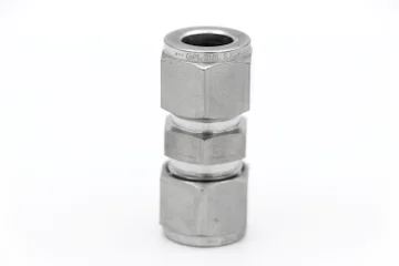 31568