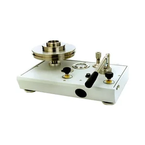 Fluke Calibration P3000 Pneumatic Deadweight Testers