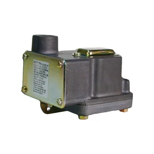 D2T-H18SS | Barksdale D2T Terminal Block Diaphragm Pressure Switch
