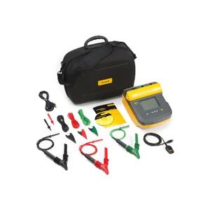 Fluke 1555 FC Kit w/IR3000 10 kV Insulation Tester Kit with IR3000 FC Connector